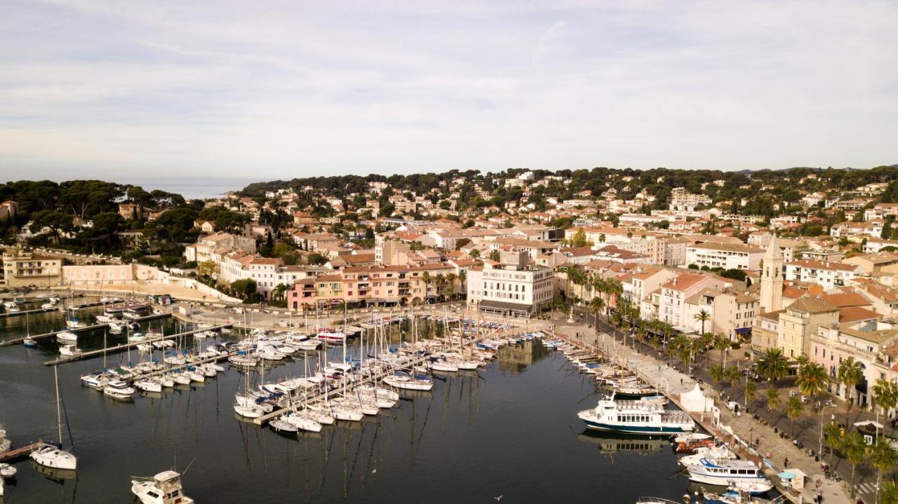 Hotel Restaurant De La Tour Sanary-sur-Mer Luaran gambar